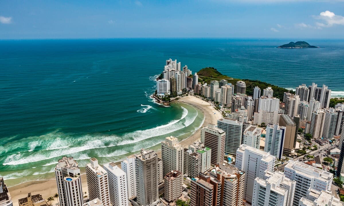 Vista do Guarujá - Pérola do Atlântico com 27 Praias
